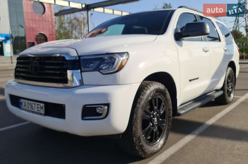 Внедорожник / Кроссовер Toyota Sequoia 2019 в Киеве