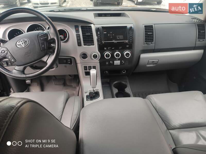 Внедорожник / Кроссовер Toyota Sequoia 2008 в Киеве фото 4 Внедорожник / Кроссовер Toyota Sequoia 2008 в Киеве