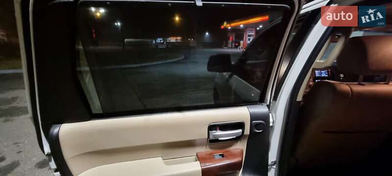 Позашляховик / Кросовер Toyota Sequoia 2016 в Києві фото 4 Позашляховик / Кросовер Toyota Sequoia 2016 в Києві