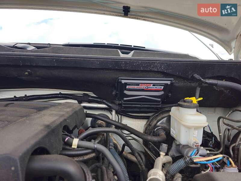 Позашляховик / Кросовер Toyota Sequoia 2016 в Києві фото 29 Позашляховик / Кросовер Toyota Sequoia 2016 в Києві