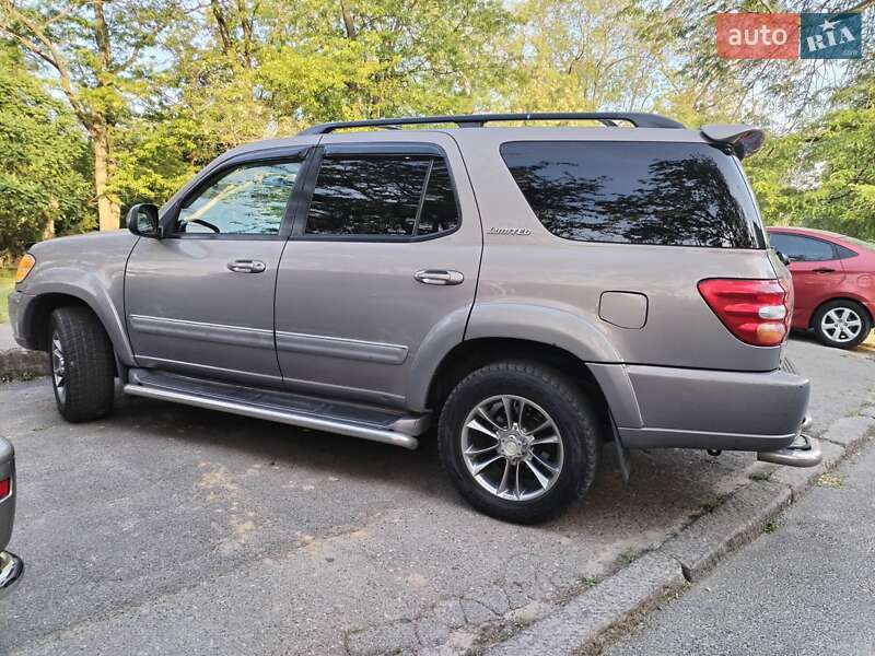 Позашляховик / Кросовер Toyota Sequoia 2002 в Одесі
