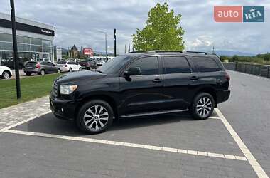 Внедорожник / Кроссовер Toyota Sequoia 2013 в Мукачево