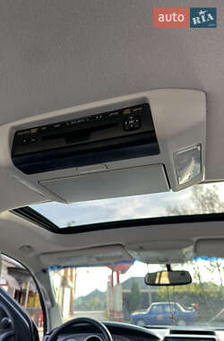 Внедорожник / Кроссовер Toyota Sequoia 2012 в 