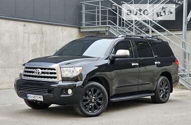 Внедорожник / Кроссовер Toyota Sequoia 2016 в Киеве