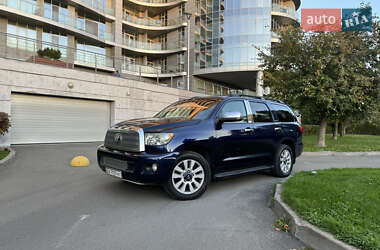 Внедорожник / Кроссовер Toyota Sequoia 2008 в 