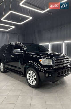 Внедорожник / Кроссовер Toyota Sequoia 2008 в 