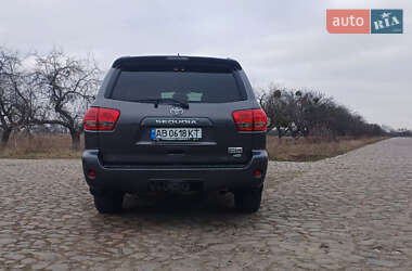 Внедорожник / Кроссовер Toyota Sequoia 2014 в Покровском