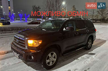 Внедорожник / Кроссовер Toyota Sequoia 2012 в Киеве