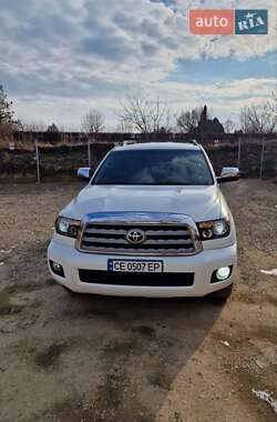 Внедорожник / Кроссовер Toyota Sequoia 2015 в Черновцах