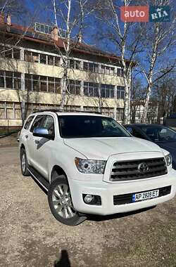 Позашляховик / Кросовер Toyota Sequoia 2012 в Львові