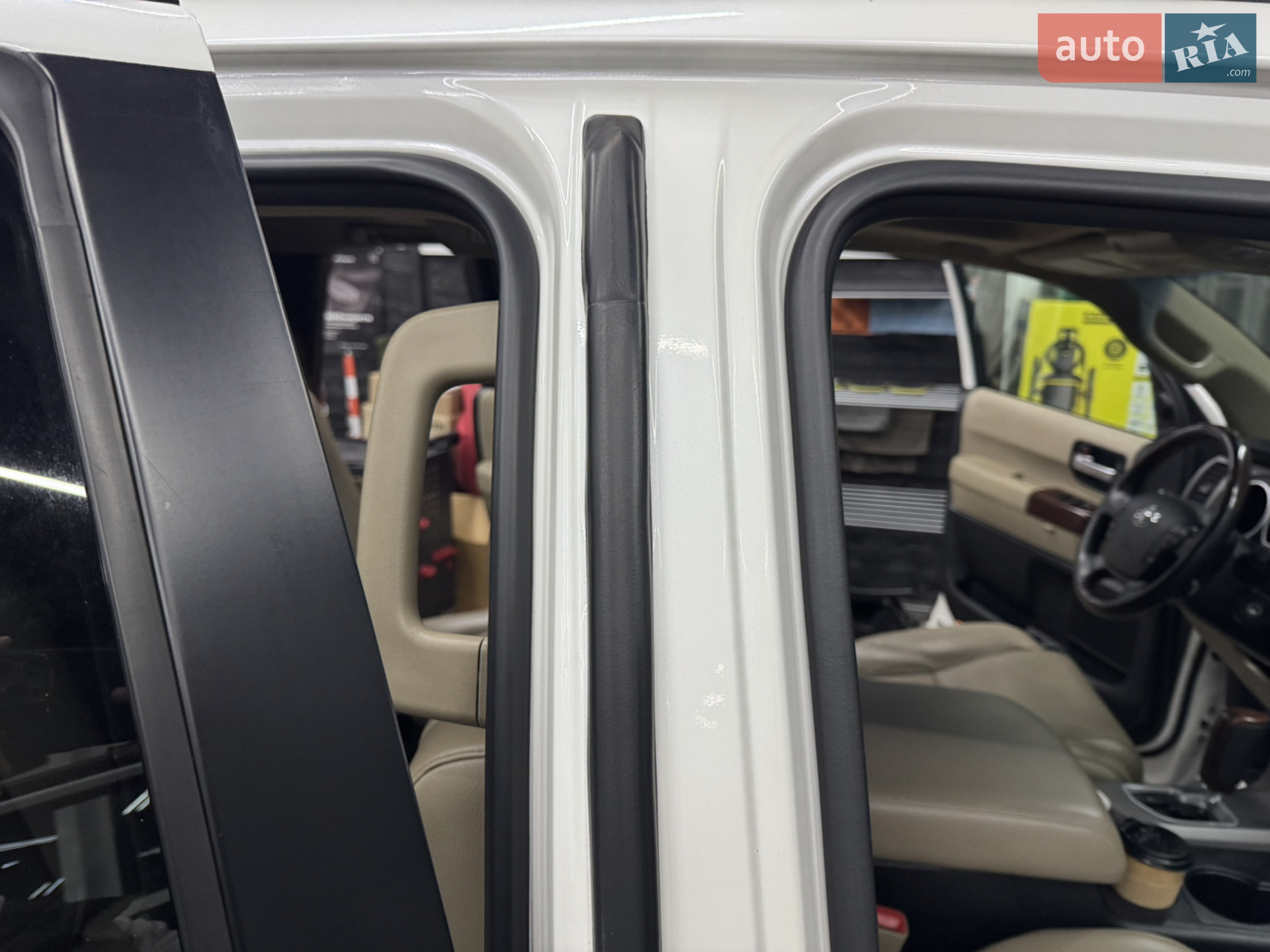 2013 Toyota Sequoia - мініатюра 38