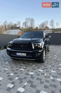 Внедорожник / Кроссовер Toyota Sequoia 2008 в 