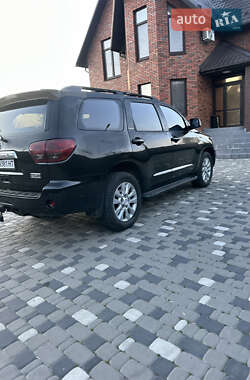 Внедорожник / Кроссовер Toyota Sequoia 2008 в 
