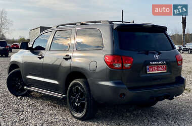 Внедорожник / Кроссовер Toyota Sequoia 2019 в 