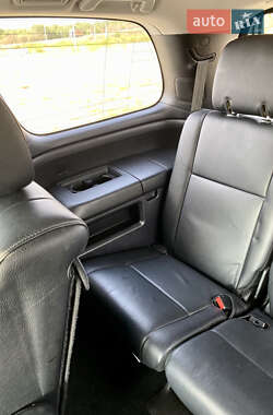 Внедорожник / Кроссовер Toyota Sequoia 2019 в 