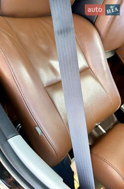 Внедорожник / Кроссовер Toyota Sequoia 2011 в 