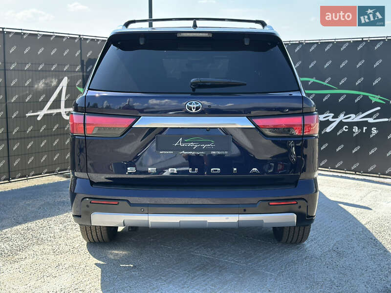 Внедорожник / Кроссовер Toyota Sequoia 2023 в Киеве