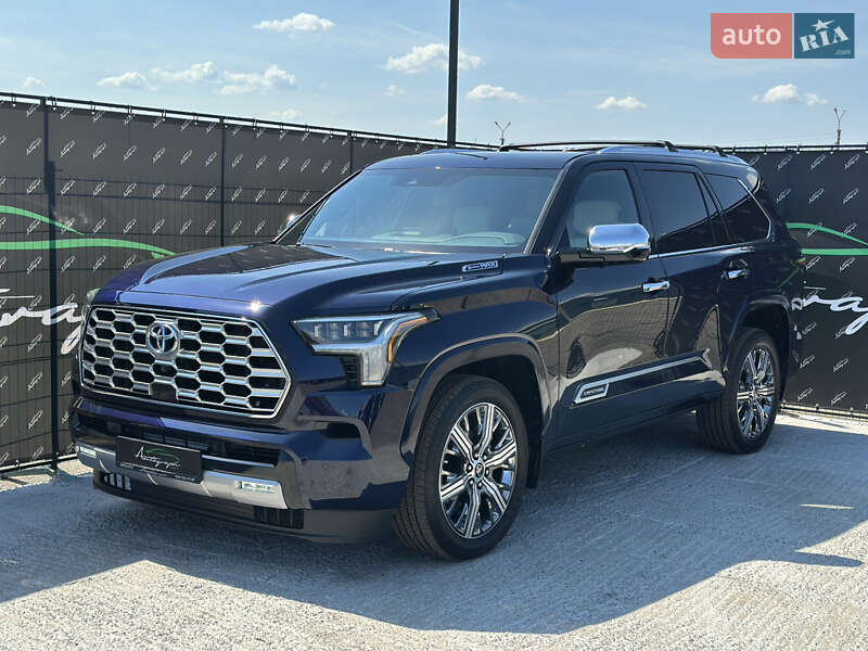 Внедорожник / Кроссовер Toyota Sequoia 2023 в Киеве