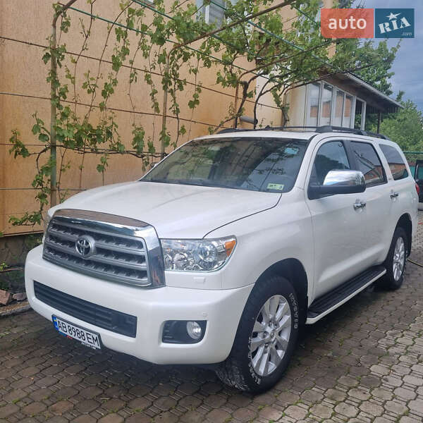 Внедорожник / Кроссовер Toyota Sequoia 2014 в Виннице