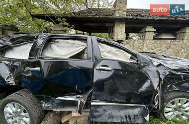 Внедорожник / Кроссовер Toyota Sequoia 2011 в 