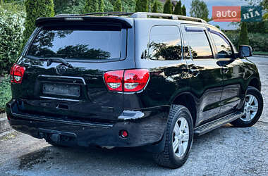 Позашляховик / Кросовер Toyota Sequoia 2008 в 