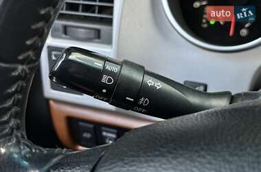 Внедорожник / Кроссовер Toyota Sequoia 2008 в 