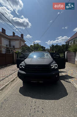 Внедорожник / Кроссовер Toyota Sequoia 2010 в 