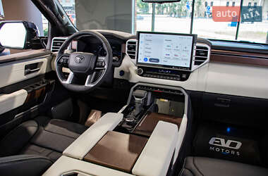 Внедорожник / Кроссовер Toyota Sequoia 2025 в 