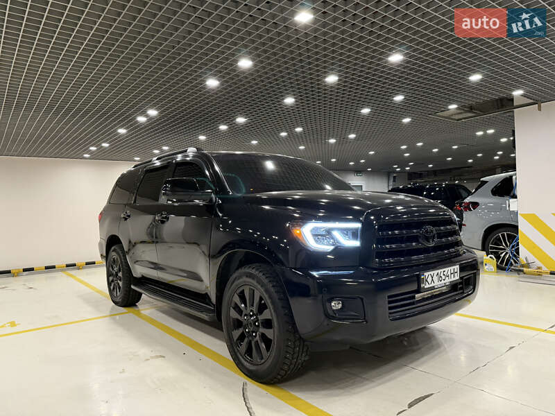 Внедорожник / Кроссовер Toyota Sequoia 2008 в Киеве