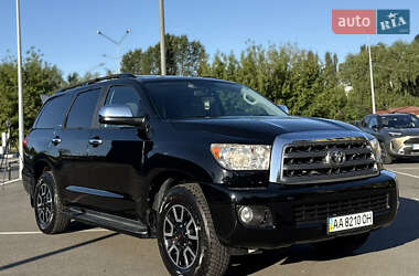 Позашляховик / Кросовер Toyota Sequoia 2015 в Києві