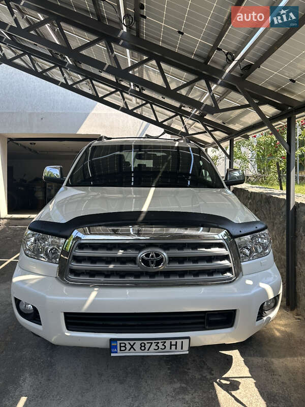 Внедорожник / Кроссовер Toyota Sequoia 2016 в Хмельницком фото Внедорожник / Кроссовер Toyota Sequoia 2016 в Хмельницком