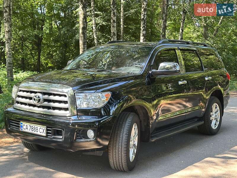 Toyota Sequoia 2013