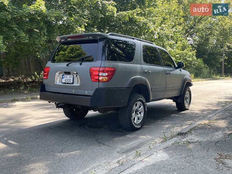 Внедорожник / Кроссовер Toyota Sequoia 2000 в Киеве