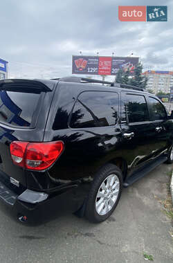 Внедорожник / Кроссовер Toyota Sequoia 2008 в 