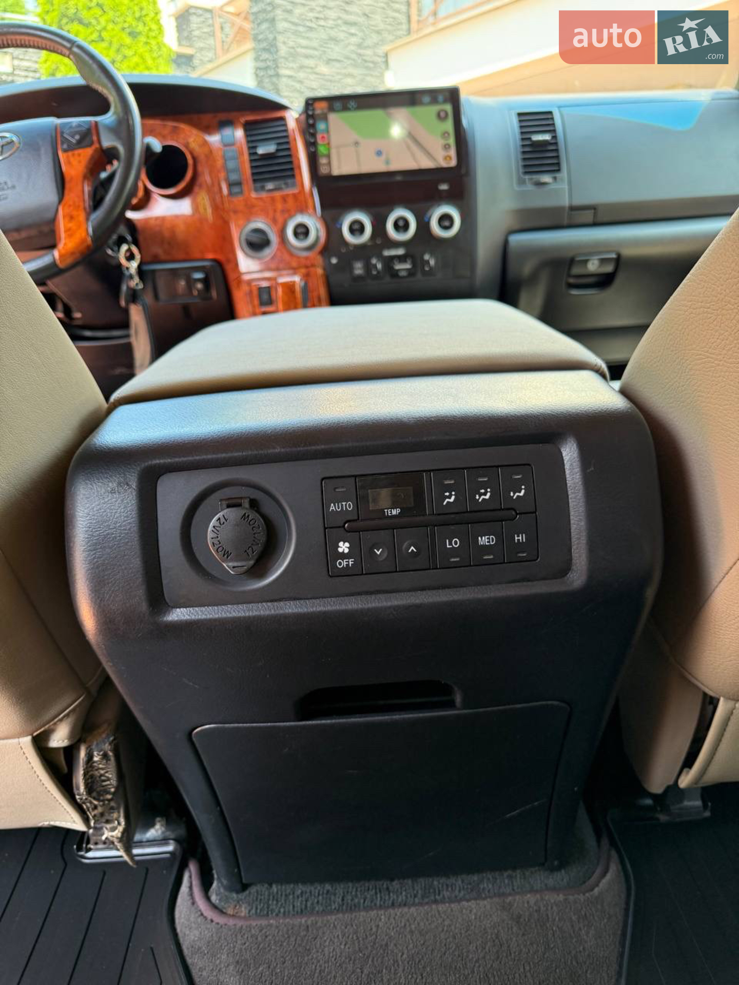 2015 Toyota Sequoia - мініатюра 15
