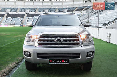 Внедорожник / Кроссовер Toyota Sequoia 2016 в Одессе