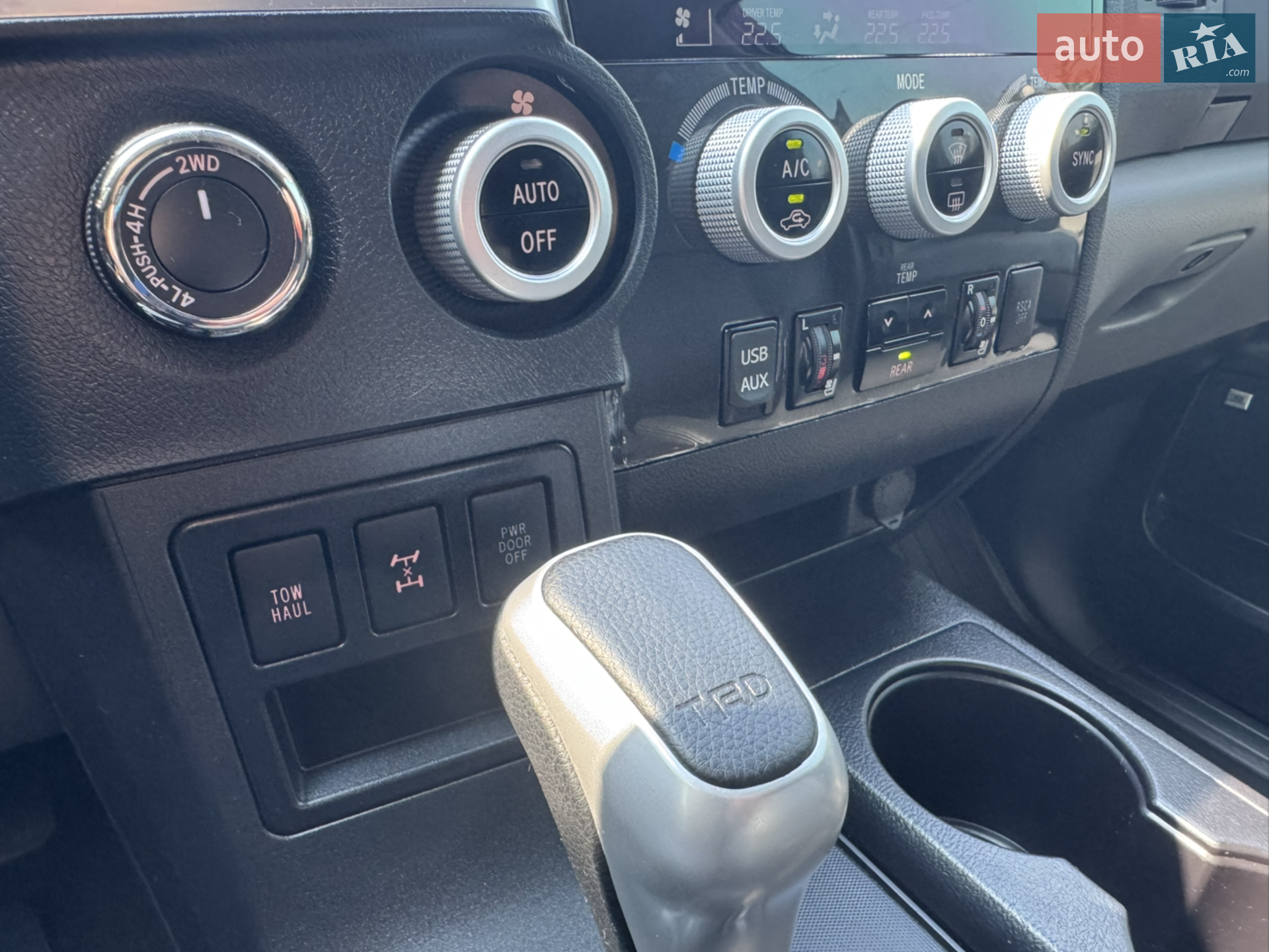 2018 Toyota Sequoia - мініатюра 79