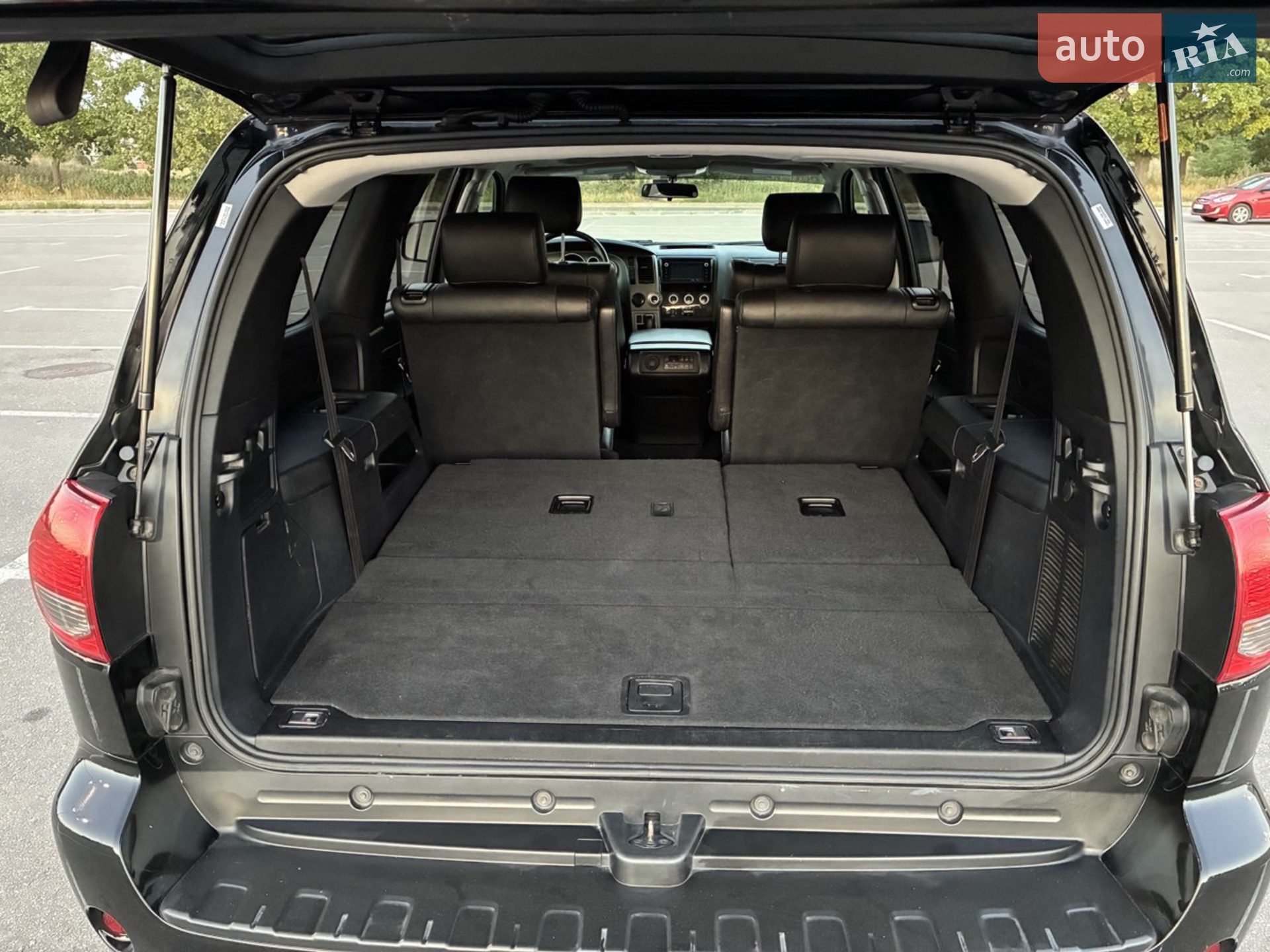 2014 Toyota Sequoia - мініатюра 11