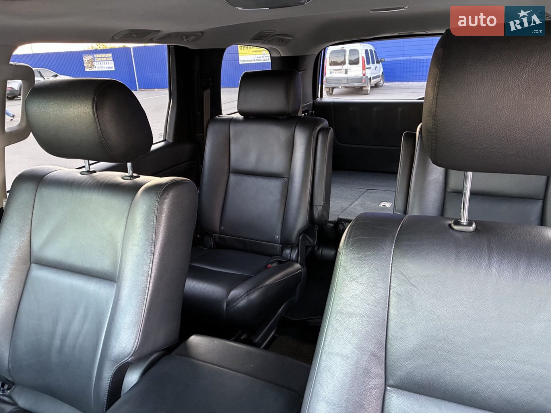 2014 Toyota Sequoia - мініатюра 16