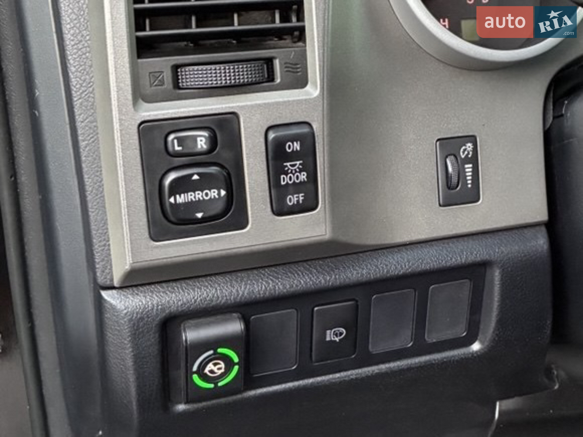 2014 Toyota Sequoia - мініатюра 49
