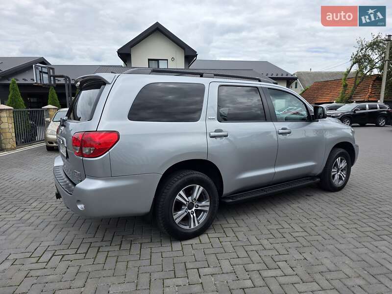 Позашляховик / Кросовер Toyota Sequoia 2014 в Коломиї фото 14 Позашляховик / Кросовер Toyota Sequoia 2014 в Коломиї