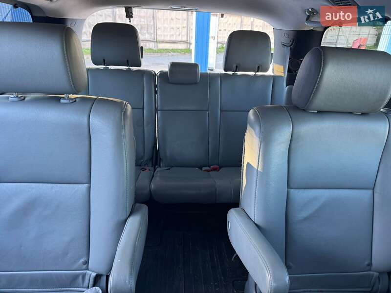 Позашляховик / Кросовер Toyota Sequoia 2013 в Києві