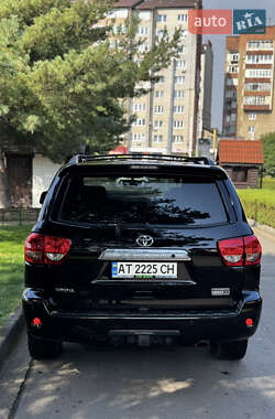 Внедорожник / Кроссовер Toyota Sequoia 2008 в 