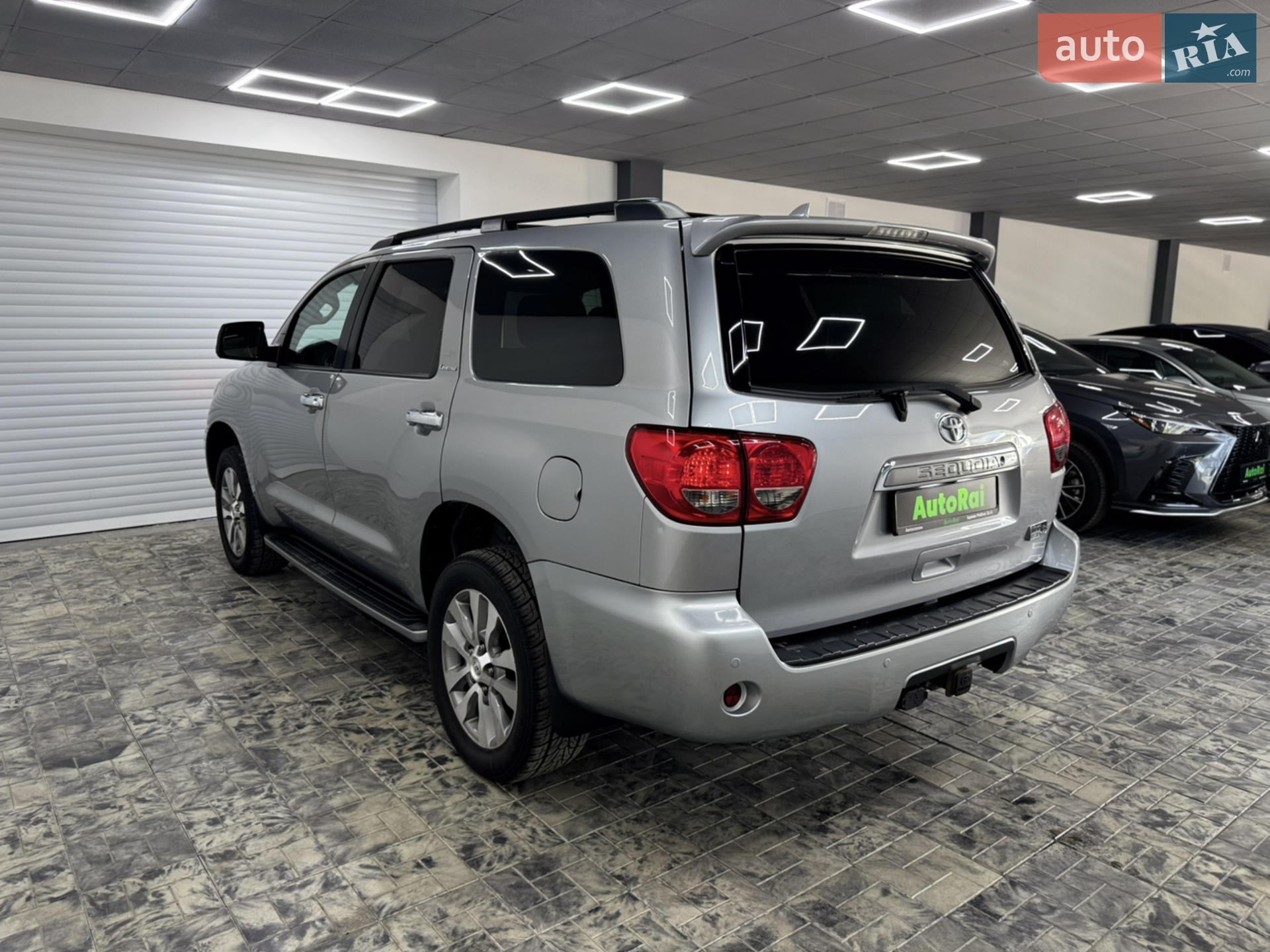 2016 Toyota Sequoia - мініатюра 6