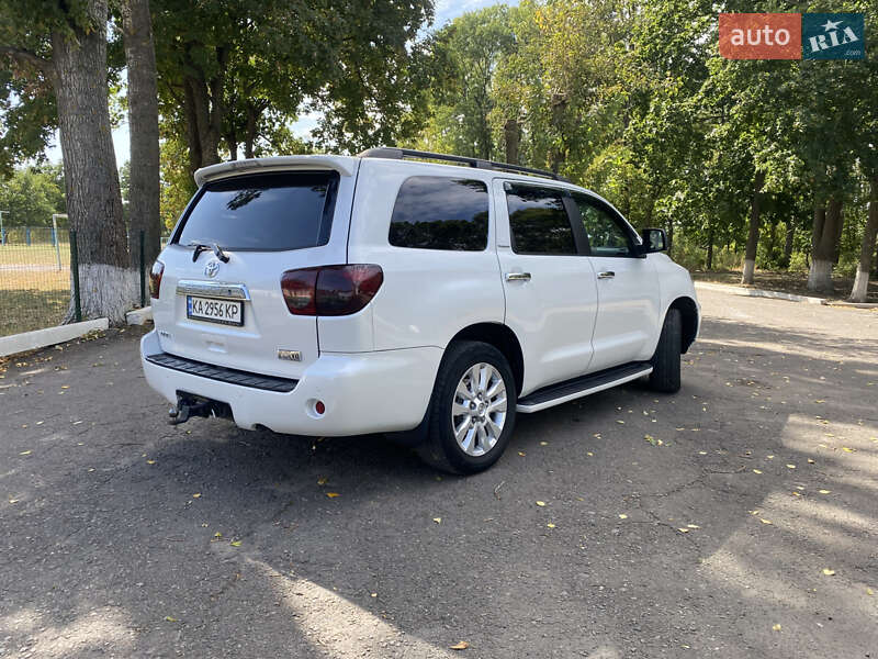 Позашляховик / Кросовер Toyota Sequoia 2008 в Вінниці