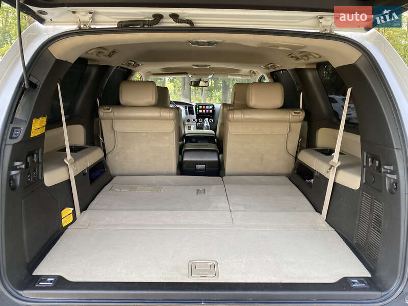 Позашляховик / Кросовер Toyota Sequoia 2008 в Вінниці