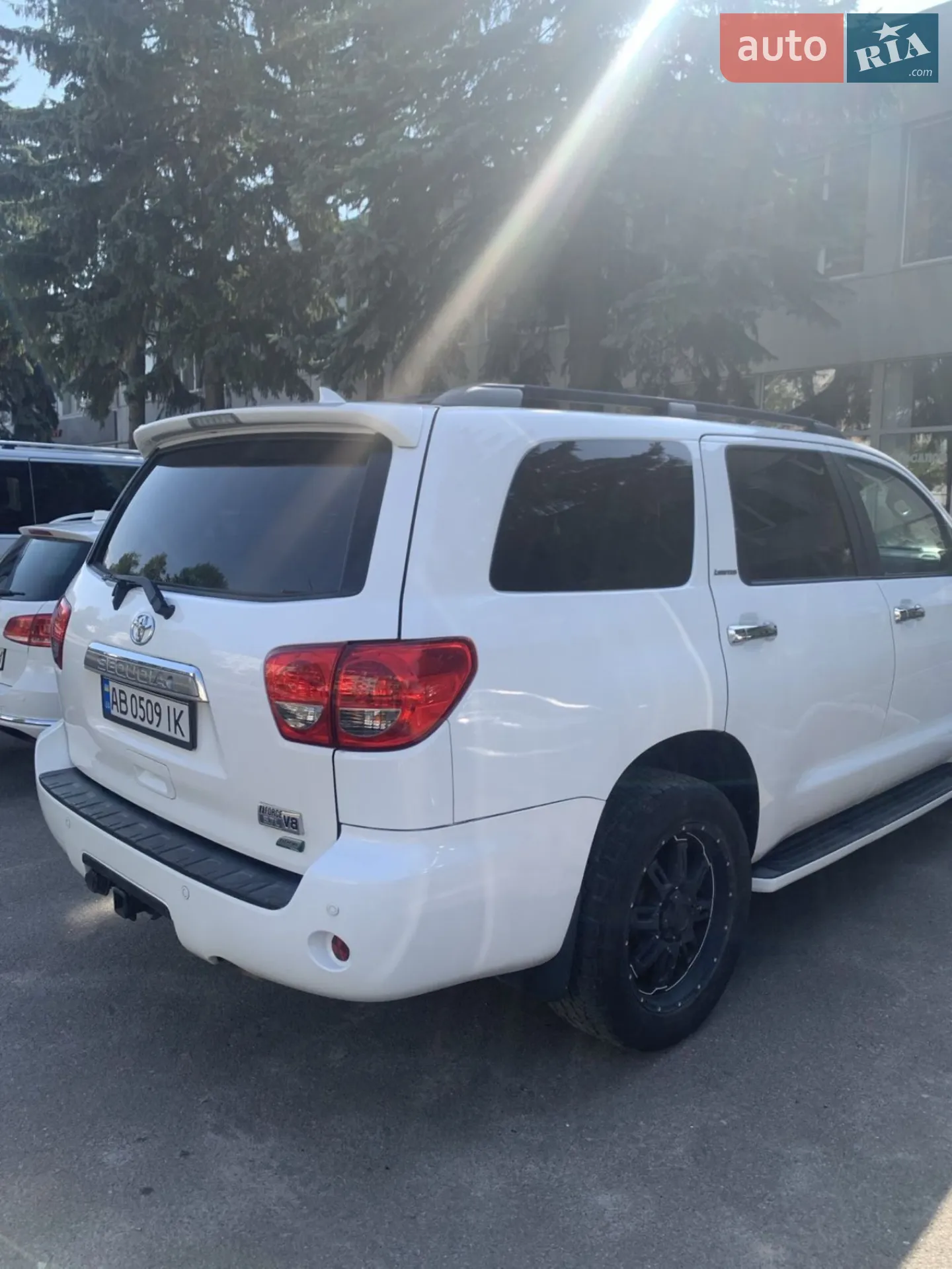 2013 Toyota Sequoia - мініатюра 16