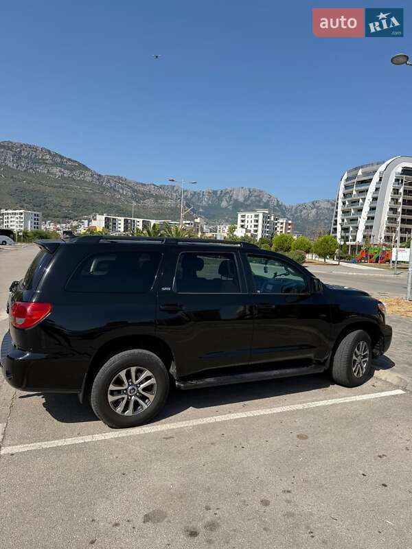 Внедорожник / Кроссовер Toyota Sequoia 2013 в Кропивницком фото 3 Внедорожник / Кроссовер Toyota Sequoia 2013 в Кропивницком