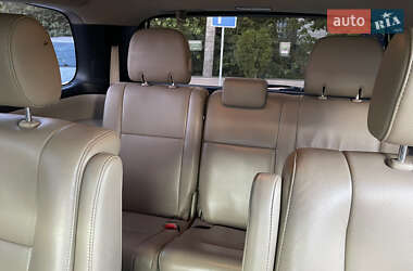Внедорожник / Кроссовер Toyota Sequoia 2013 в 