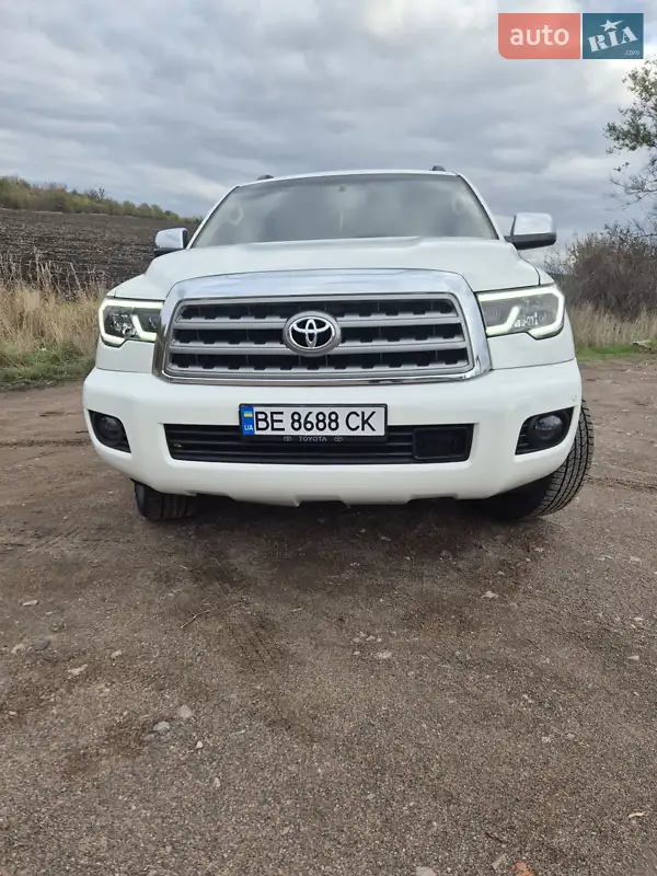 Toyota Sequoia